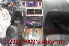 Vehicle photo 12