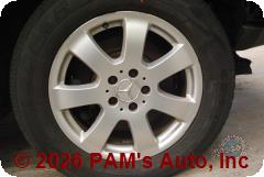 Vehicle photo 7