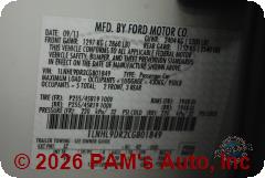 Vehicle photo 14