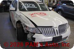 Vehicle photo 2