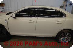 Vehicle photo 6