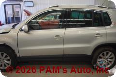 Vehicle photo 6