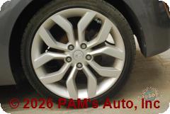 Vehicle photo 7