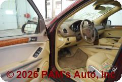 Vehicle photo 8