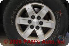 Vehicle photo 7