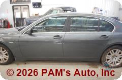 Vehicle photo 6