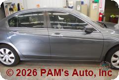 Vehicle photo 3
