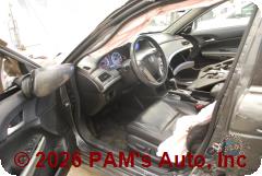 Vehicle photo 8