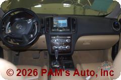 Vehicle photo 12