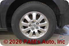 Vehicle photo 7