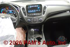 Vehicle photo 12