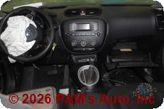Vehicle photo 12