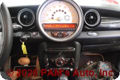 Vehicle photo 12