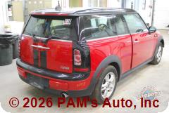 Vehicle photo 4