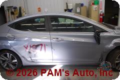 Vehicle photo 3