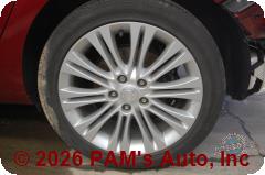 Vehicle photo 7