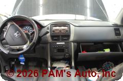 Vehicle photo 12