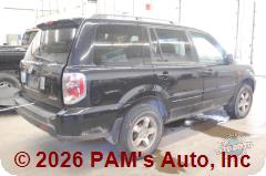 Vehicle photo 4