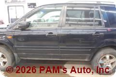 Vehicle photo 6