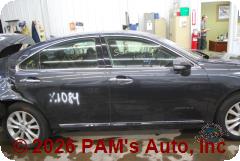 Vehicle photo 3
