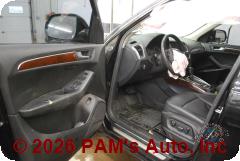 Vehicle photo 8