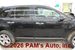 Vehicle photo 3