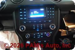 Vehicle photo 12