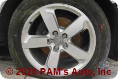 Vehicle photo 7