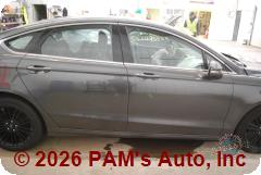 Vehicle photo 3