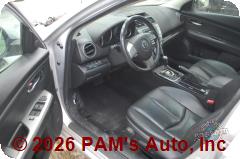 Vehicle photo 8