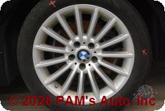 Vehicle photo 7