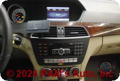 Vehicle photo 11