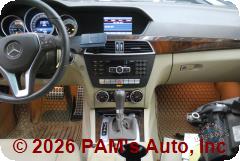 Vehicle photo 12