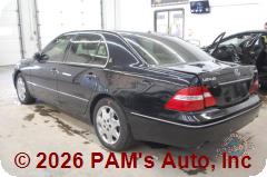 Vehicle photo 5
