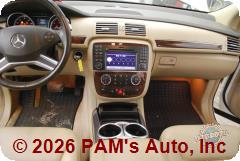Vehicle photo 12