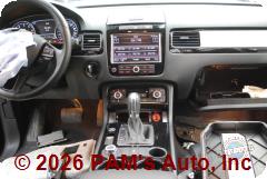 Vehicle photo 12