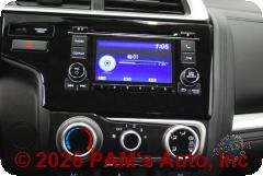 Vehicle photo 11