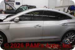 Vehicle photo 6