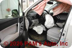 Vehicle photo 8