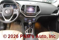 Vehicle photo 12