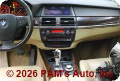 Vehicle photo 12