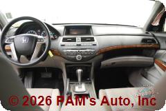 Vehicle photo 12