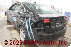 Vehicle photo 5