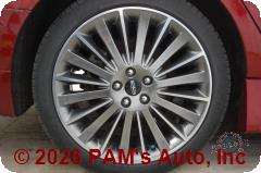 Vehicle photo 7