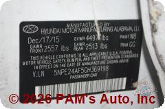 Vehicle photo 14