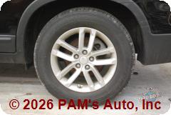 Vehicle photo 7