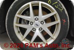 Vehicle photo 7