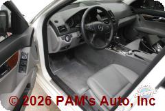 Vehicle photo 8