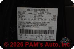 Vehicle photo 14