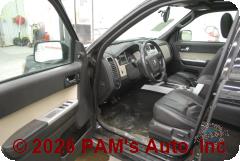 Vehicle photo 8